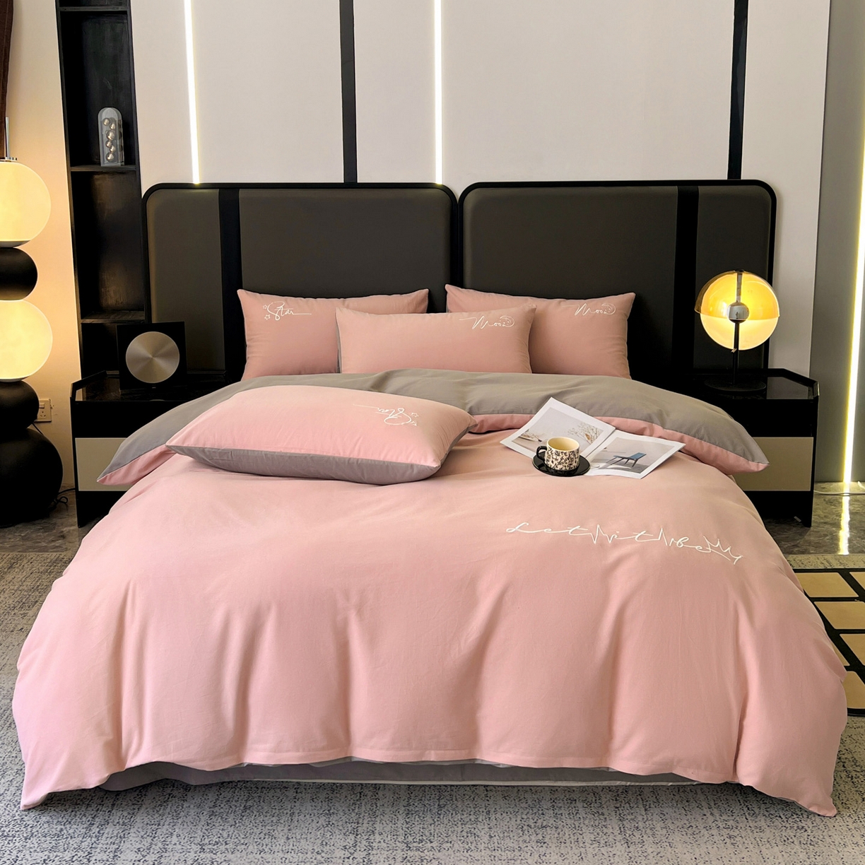 91家纺网 家纺一手货源 找家纺 有点武功  2025新款全棉纯色刺绣磨毛四件套（控价每个尺寸+30元） 粉灰