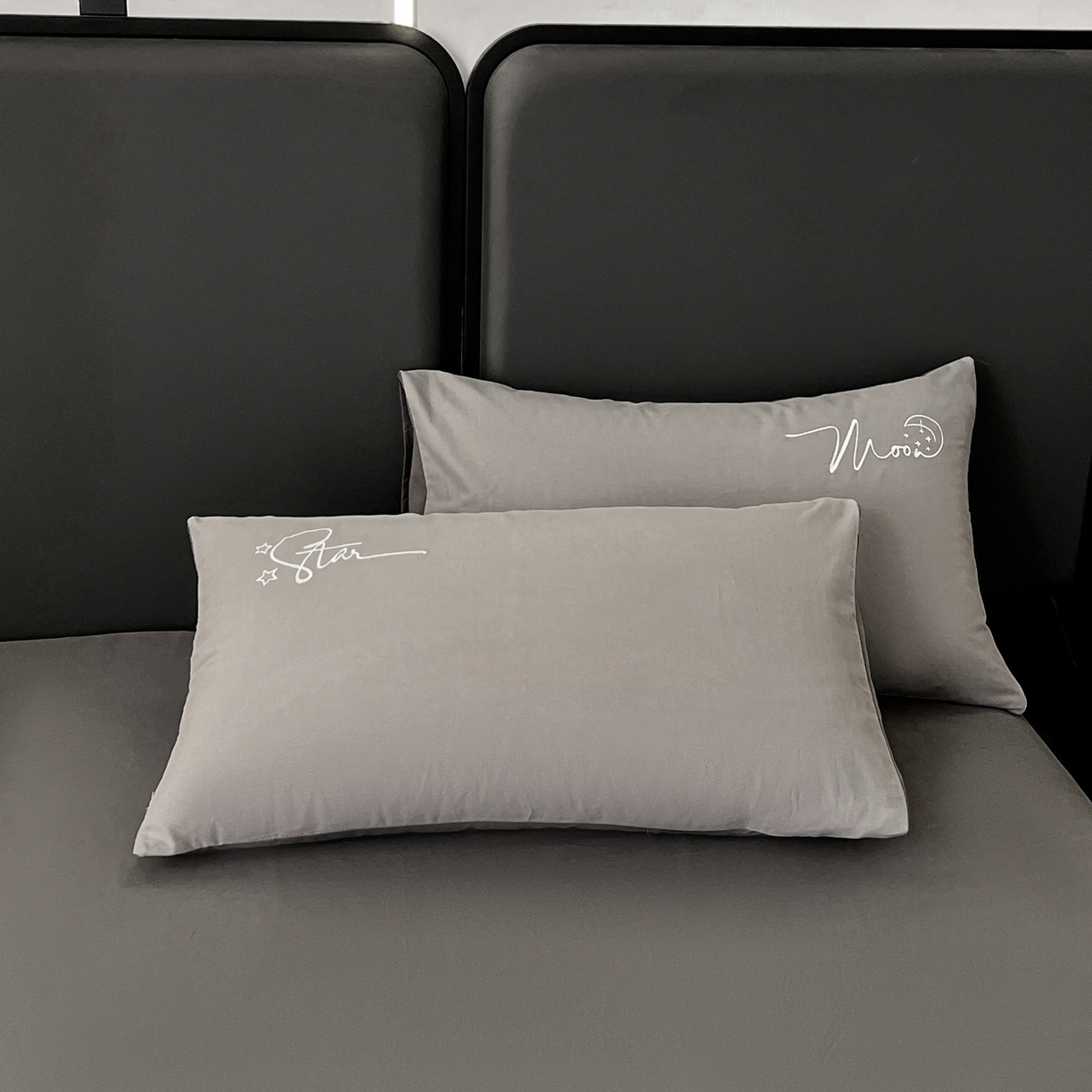 91家纺网 家纺一手货源 找家纺 有点武功  2025新款全棉纯色刺绣磨毛四件套（控价每个尺寸+30元） 浅灰