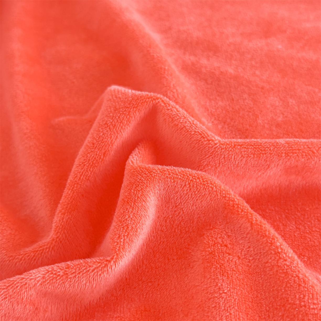 91家纺网 家纺一手货源 找家纺 （总）恒爱家纺 2025新款A类宝宝绒艾薇床裙四件套套件系列