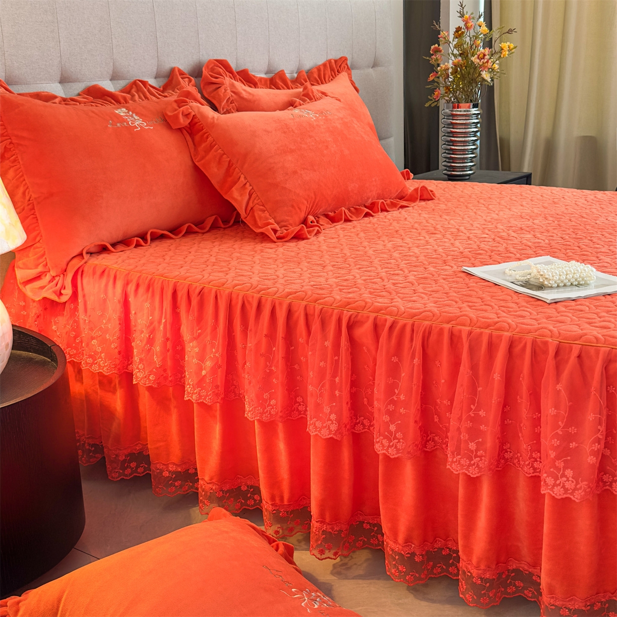 91家纺网 家纺一手货源 找家纺 （总）恒爱家纺 2025新款A类宝宝绒艾薇床裙四件套套件系列