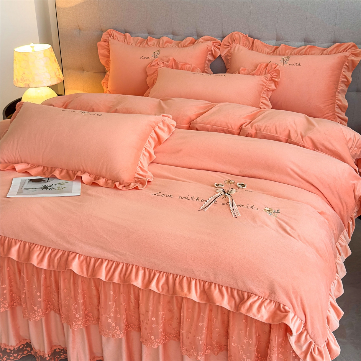 恒爱家纺 2025新款A类宝宝绒艾薇床裙四件套套件系列 美人玉