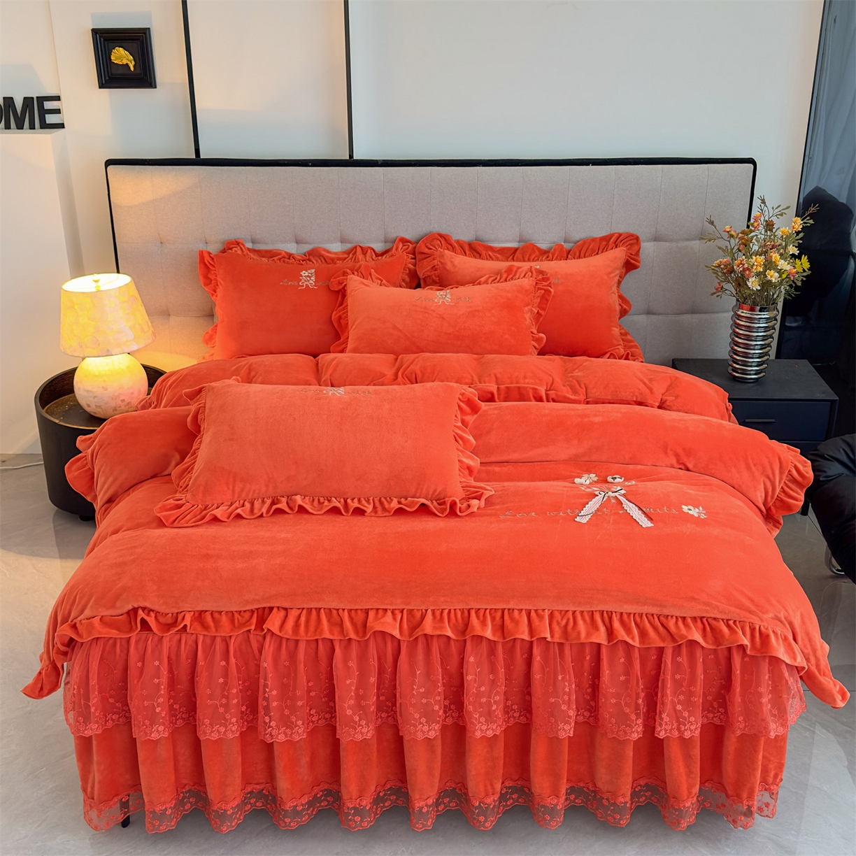 91家纺网 家纺一手货源 找家纺 （总）恒爱家纺 2025新款A类宝宝绒艾薇床裙四件套套件系列