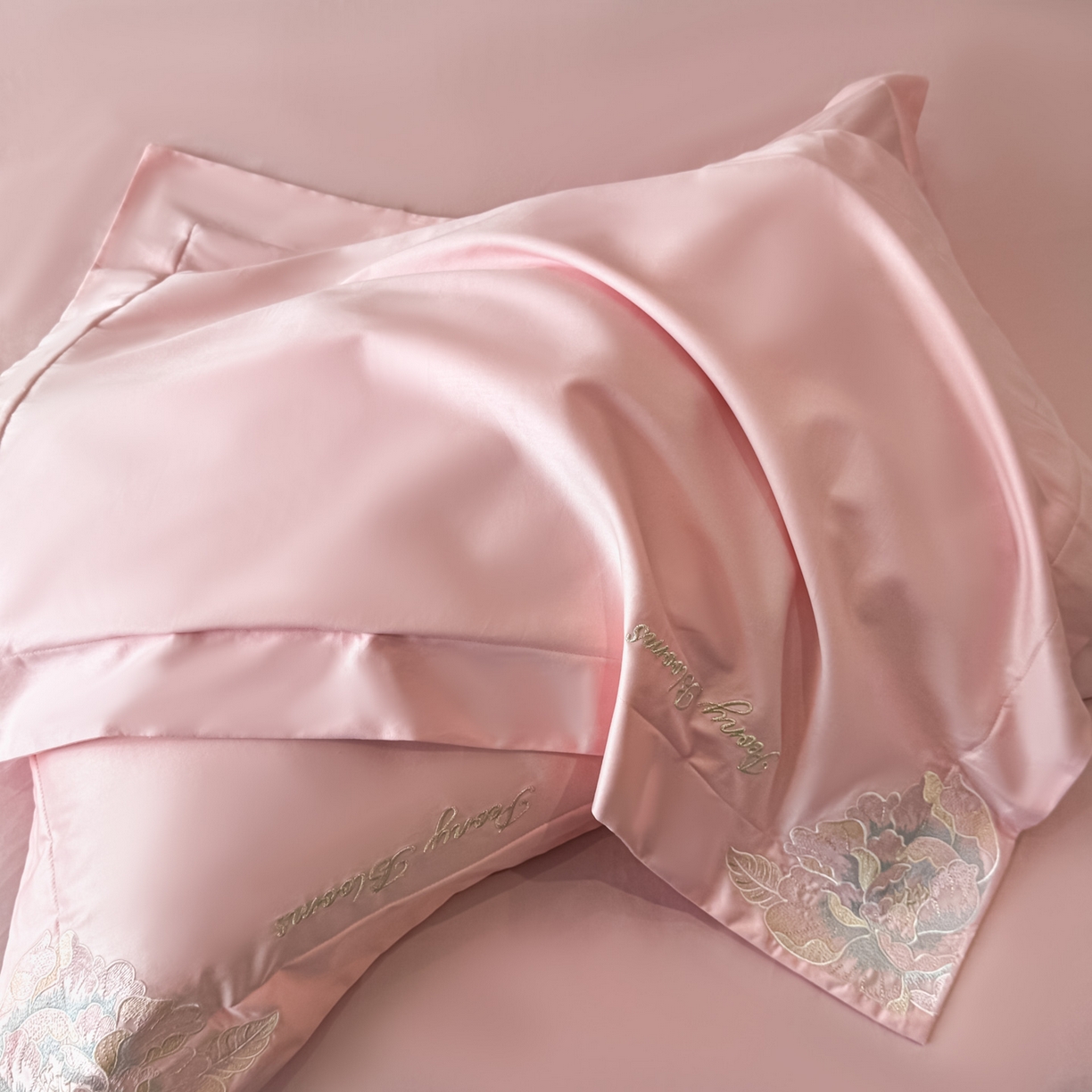 91家纺网 家纺一手货源 找家纺 木子家纺 2025新款亲肤舒适支玉林四件套-锦上添花 锦上添花  香叶粉