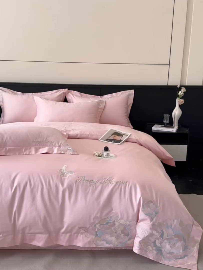 91家纺网 家纺一手货源 找家纺 木子家纺 2025新款亲肤舒适支玉林四件套-锦上添花 锦上添花  香叶粉