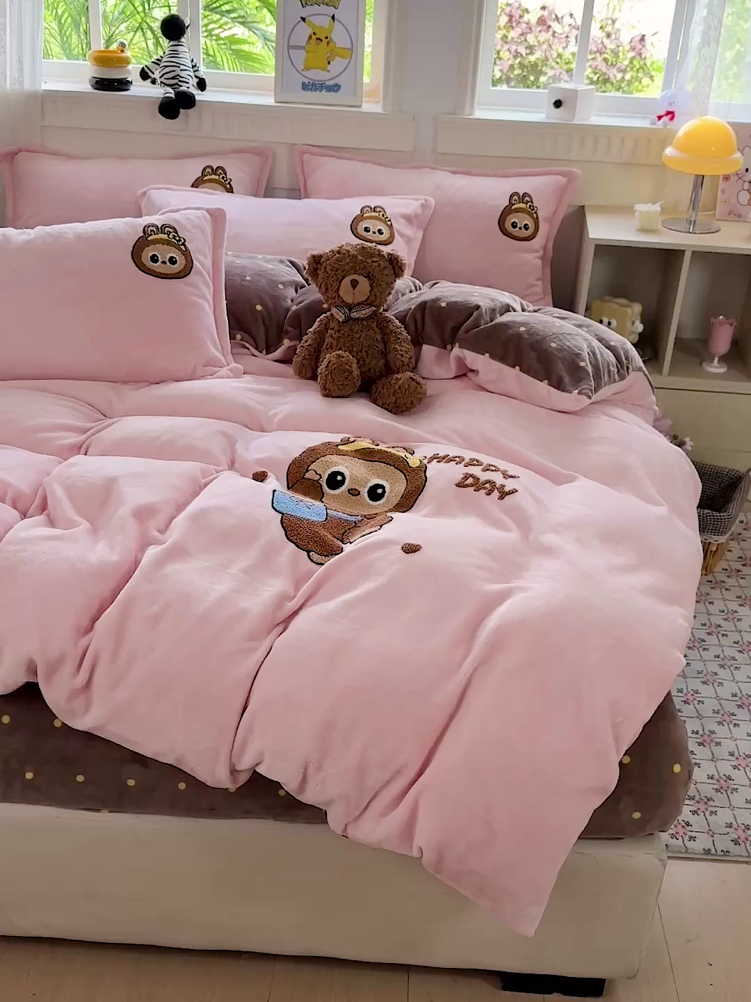 91家纺网 家纺一手货源 找家纺 （总）KT猫直营店 2025新款高克重大毛巾绣牛奶绒卡通四件套