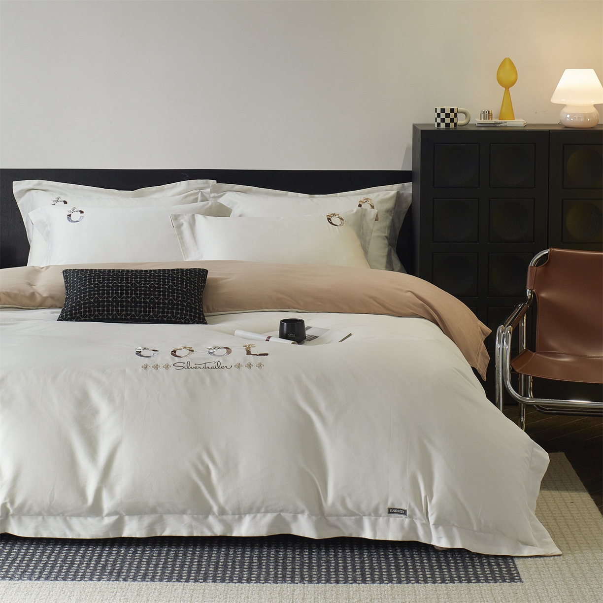 91家纺网 家纺一手货源 找家纺 鼎飞家纺 2025新款全棉磨毛刺绣四件套系列-梵 梵-奶油白