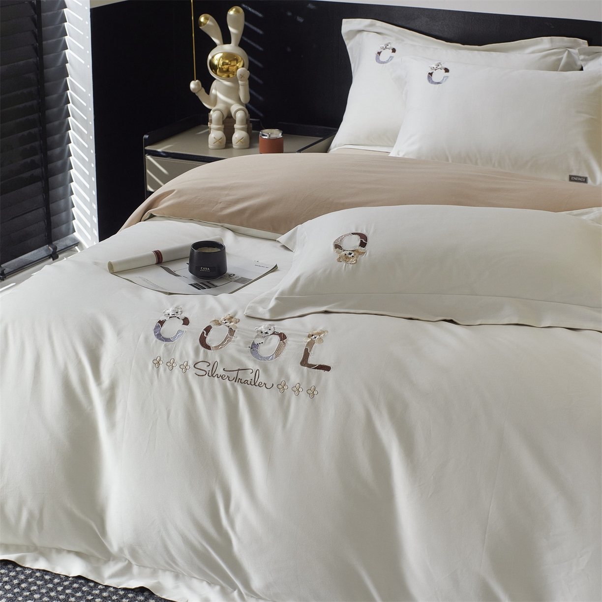 91家纺网 家纺一手货源 找家纺 鼎飞家纺 2025新款全棉磨毛刺绣四件套系列-梵 梵-奶油白