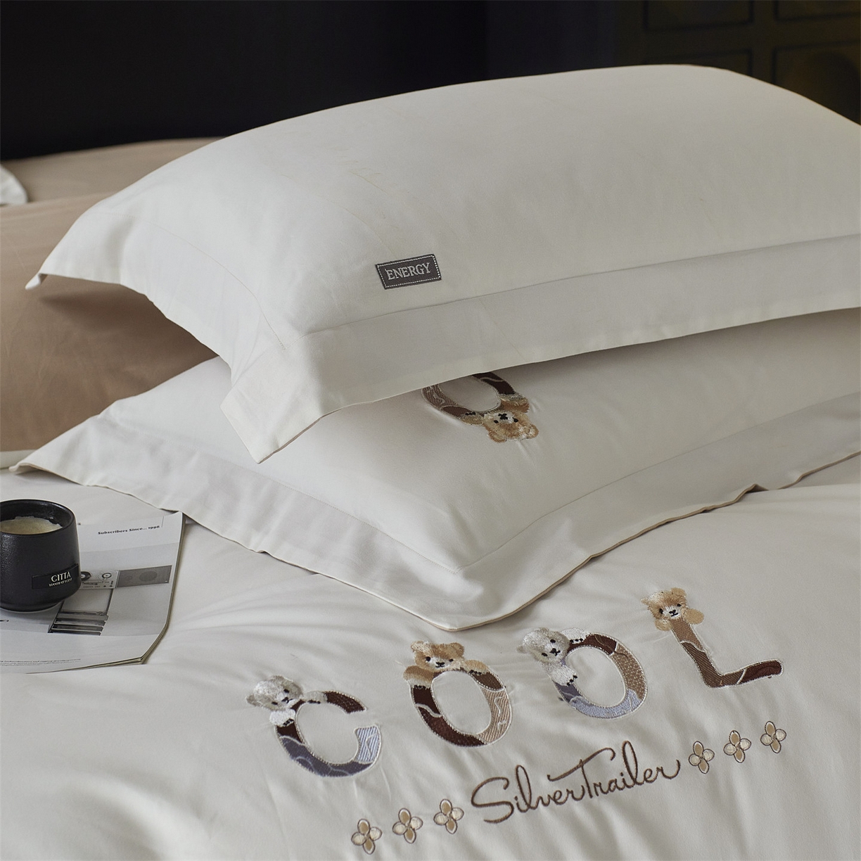 91家纺网 家纺一手货源 找家纺 鼎飞家纺 2025新款全棉磨毛刺绣四件套系列-梵 梵-奶油白