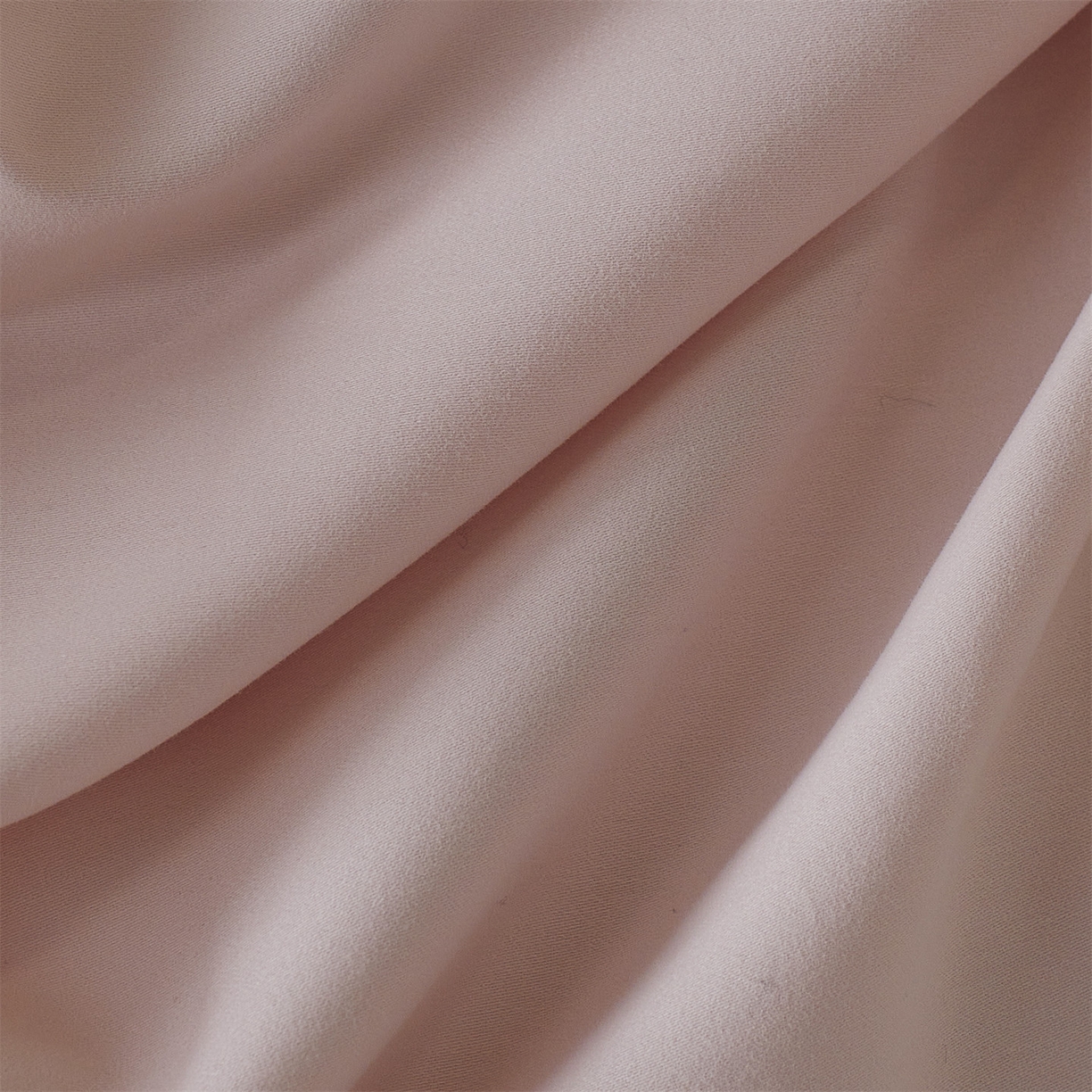 91家纺网 家纺一手货源 找家纺 鼎飞家纺 2025新款全棉磨毛刺绣四件套系列-梵 梵-蕊粉