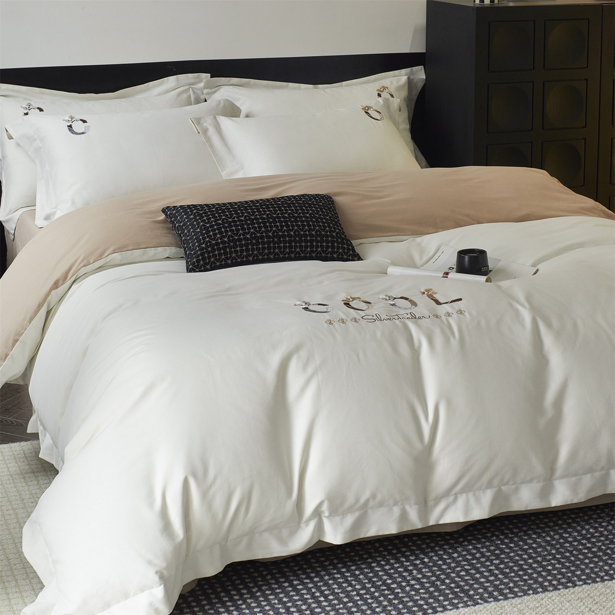 91家纺网 家纺一手货源 找家纺 鼎飞家纺 2025新款全棉磨毛刺绣四件套系列-梵 梵-奶油白