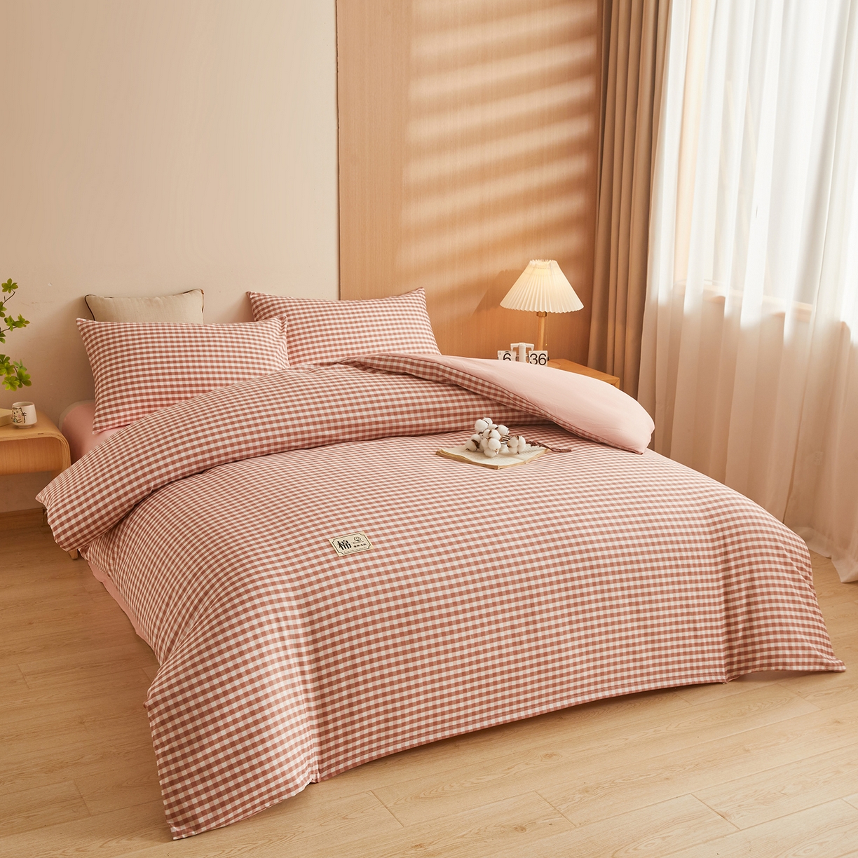 91家纺网 家纺一手货源 找家纺 逸居家纺  2025新款A类可拆洗水洗棉棉花被冬被 橘红小格