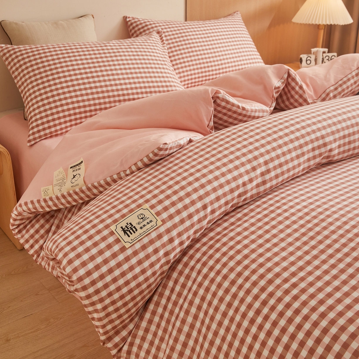 91家纺网 家纺一手货源 找家纺 逸居家纺  2025新款A类可拆洗水洗棉棉花被冬被 橘红小格