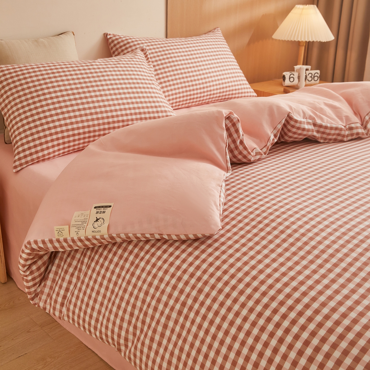 91家纺网 家纺一手货源 找家纺 逸居家纺  2025新款A类可拆洗水洗棉棉花被冬被 橘红小格