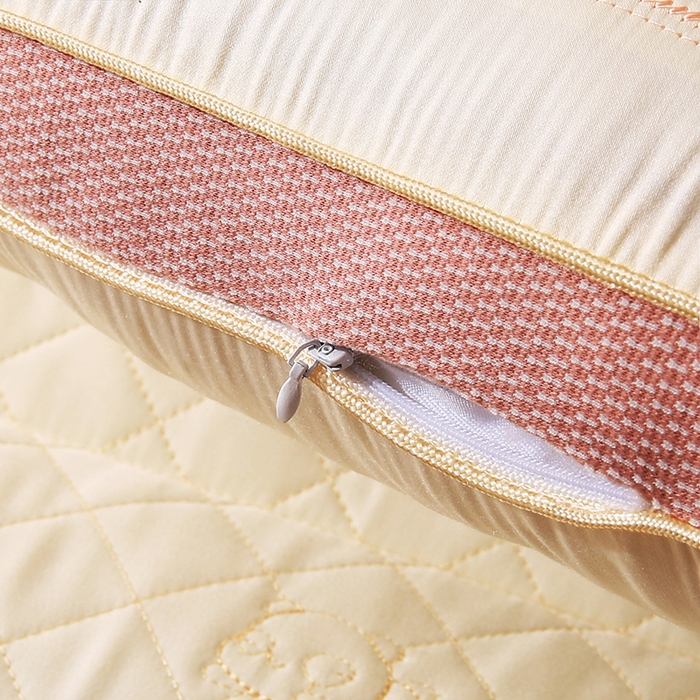 91家纺网 家纺一手货源 找家纺 金牛枕芯 2025新款熊猫呼呼乳胶夹层儿童成人枕头枕芯 熊猫趴趴-粉