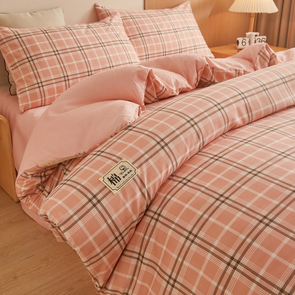 91家纺网 家纺一手货源 找家纺 逸居家纺  2025新款A类可拆洗水洗棉棉花被冬被 韶华粉