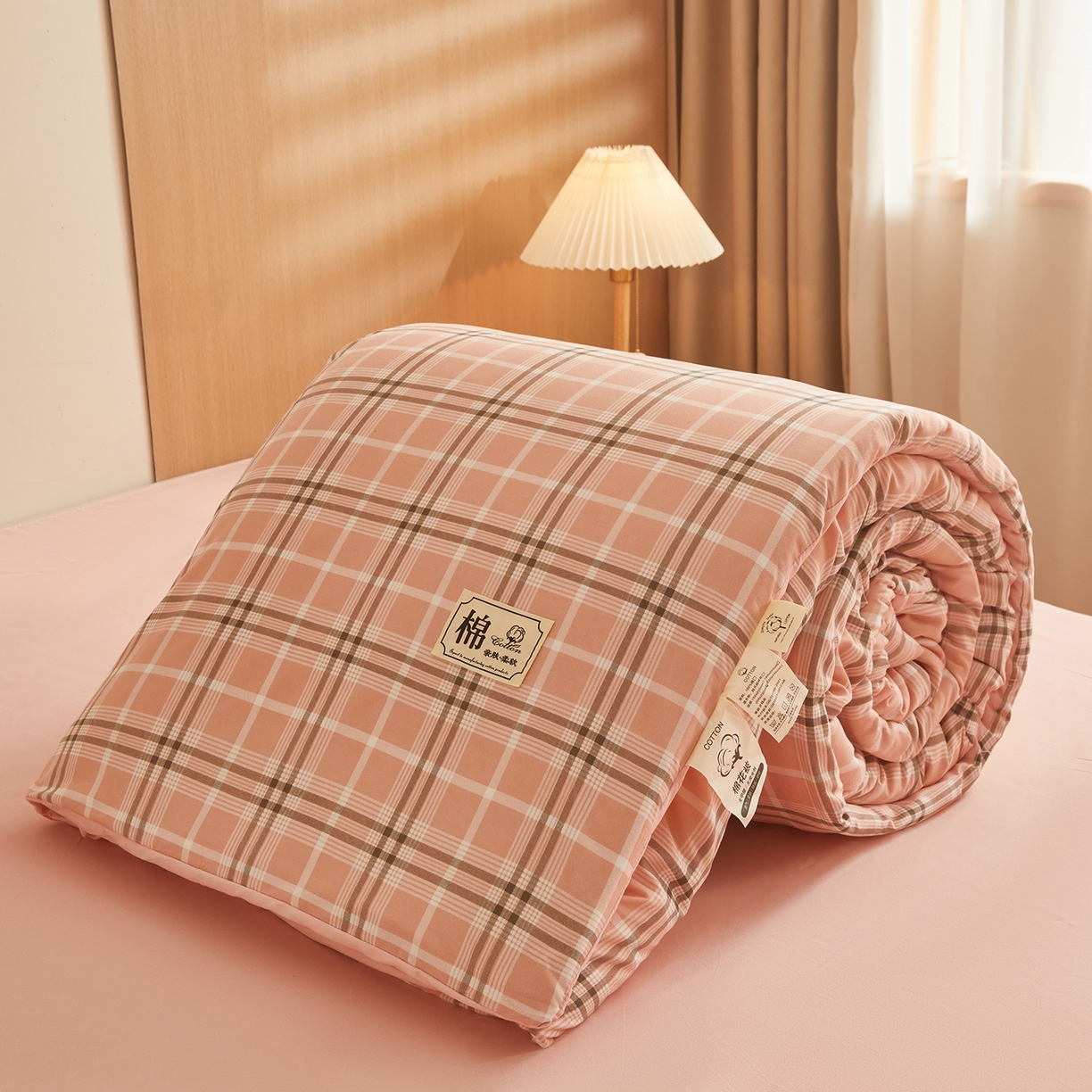 91家纺网 家纺一手货源 找家纺 逸居家纺  2025新款A类可拆洗水洗棉棉花被冬被 韶华粉