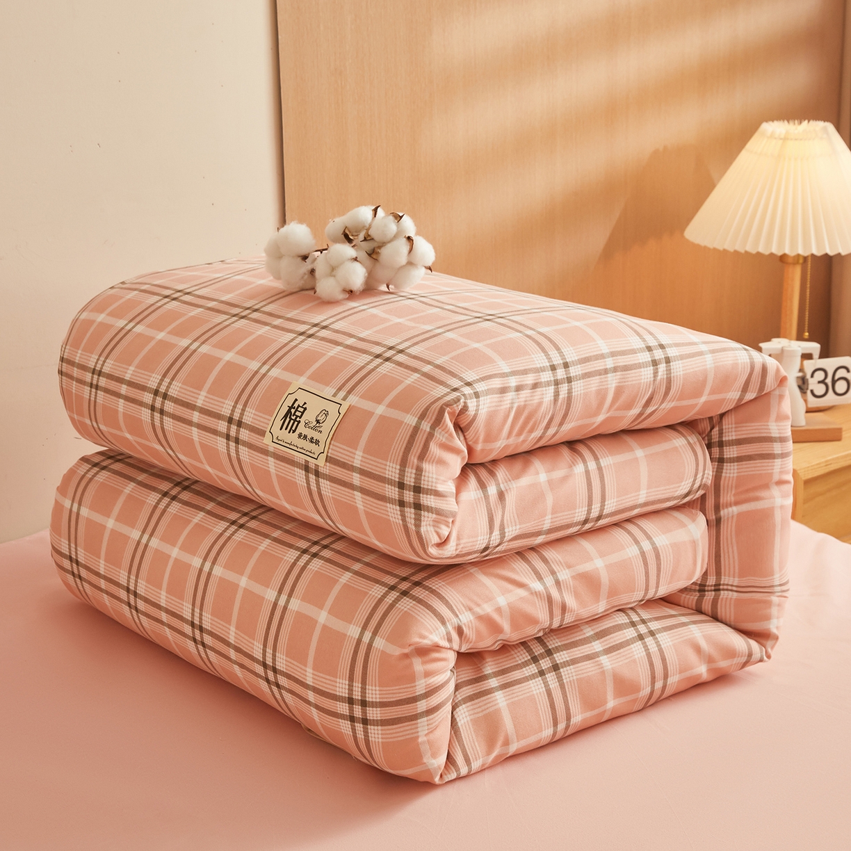 91家纺网 家纺一手货源 找家纺 逸居家纺  2025新款A类可拆洗水洗棉棉花被冬被 韶华粉