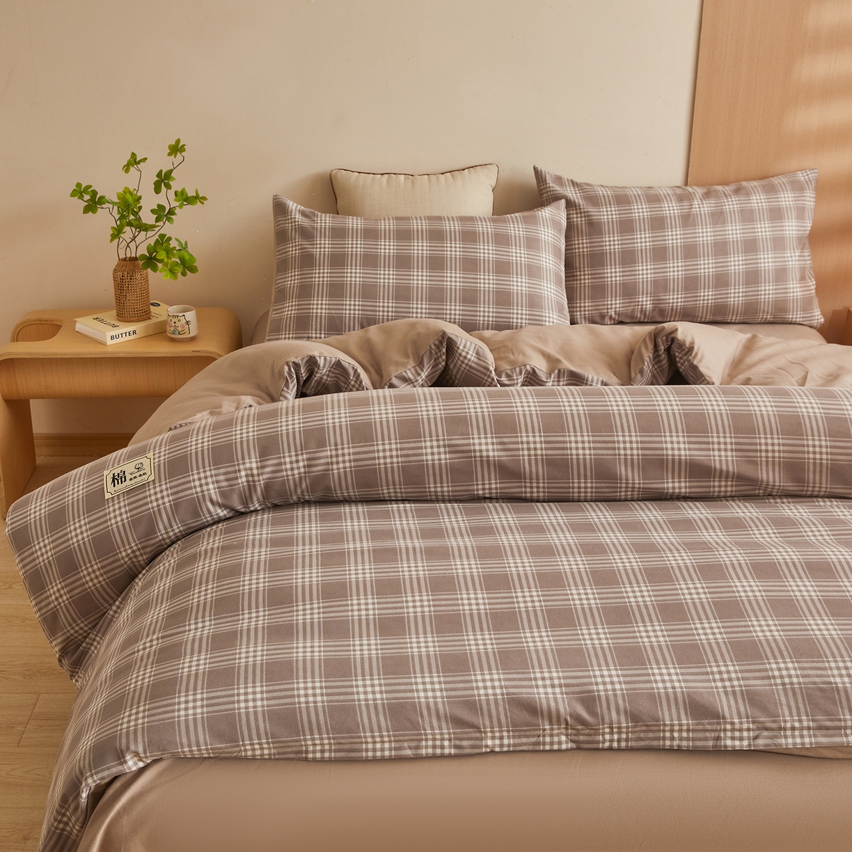 91家纺网 家纺一手货源 找家纺 逸居家纺  2025新款A类可拆洗水洗棉棉花被冬被 深咖格