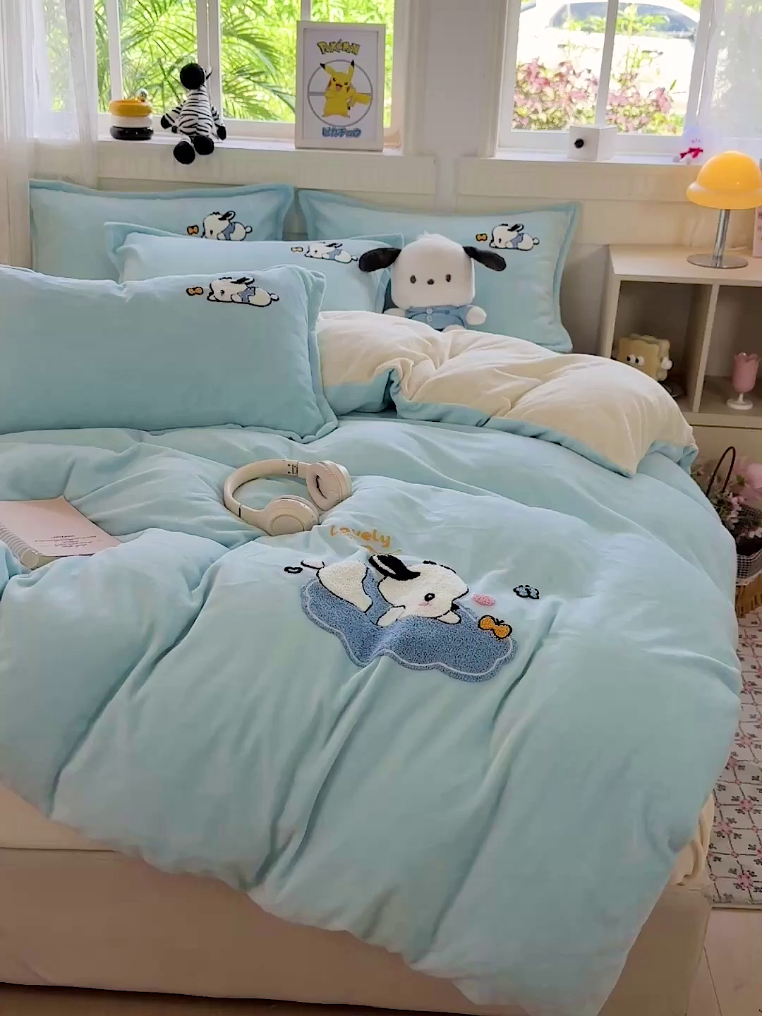 91家纺网 家纺一手货源 找家纺 KT猫直营店 2025新款高克重大毛巾绣牛奶绒卡通四件套 快乐小狗