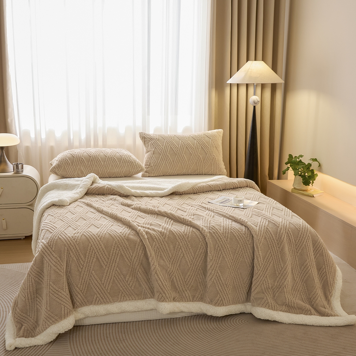 91家纺网 家纺一手货源 找家纺 欧邦 2025新款提花塔芙绒羊羔绒毛毯-素简系列 素简-卡其