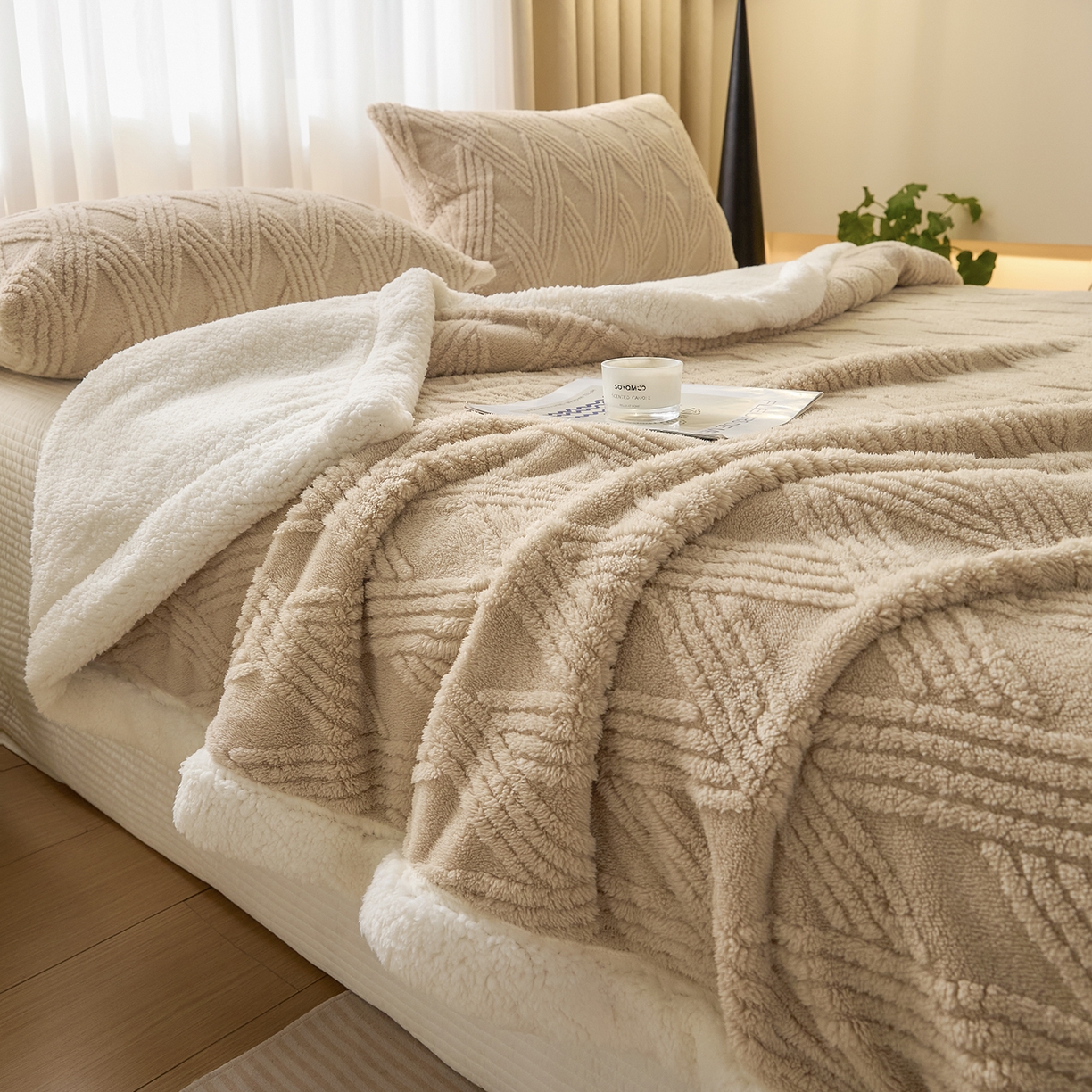 91家纺网 家纺一手货源 找家纺 欧邦 2025新款提花塔芙绒羊羔绒毛毯-素简系列 素简-卡其