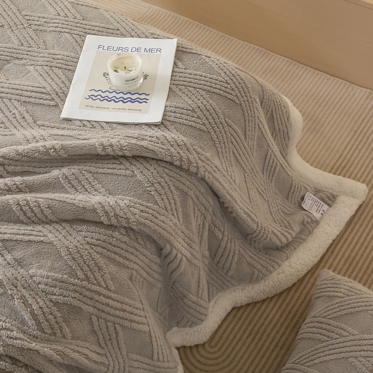 91家纺网 家纺一手货源 找家纺 欧邦 2025新款提花塔芙绒羊羔绒毛毯-素简系列 素简-浅灰