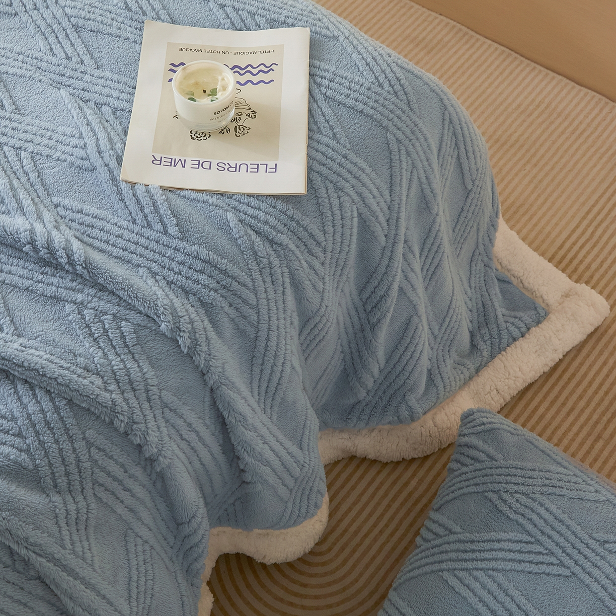 91家纺网 家纺一手货源 找家纺 欧邦 2025新款提花塔芙绒羊羔绒毛毯-素简系列 素简-雾蓝