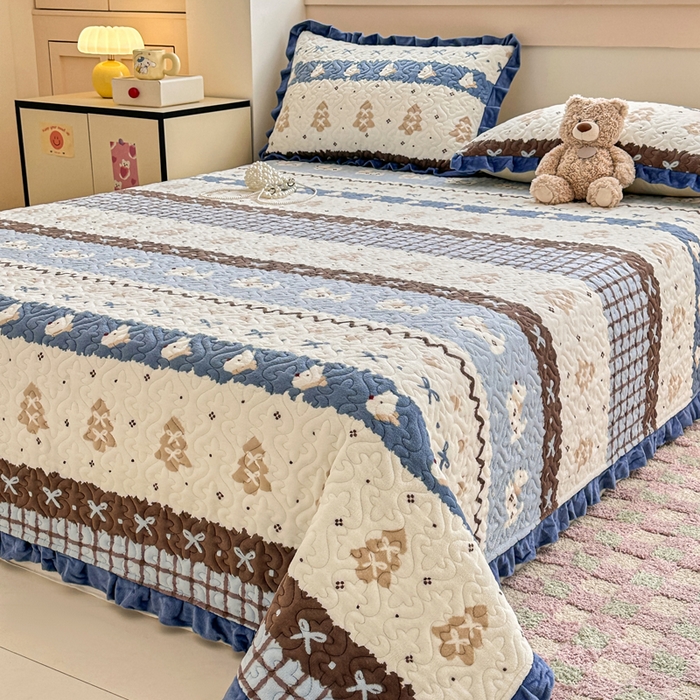 91家纺网 家纺一手货源 找家纺 （总）岚吉家纺 2025新款牛奶绒小花边床盖三件套