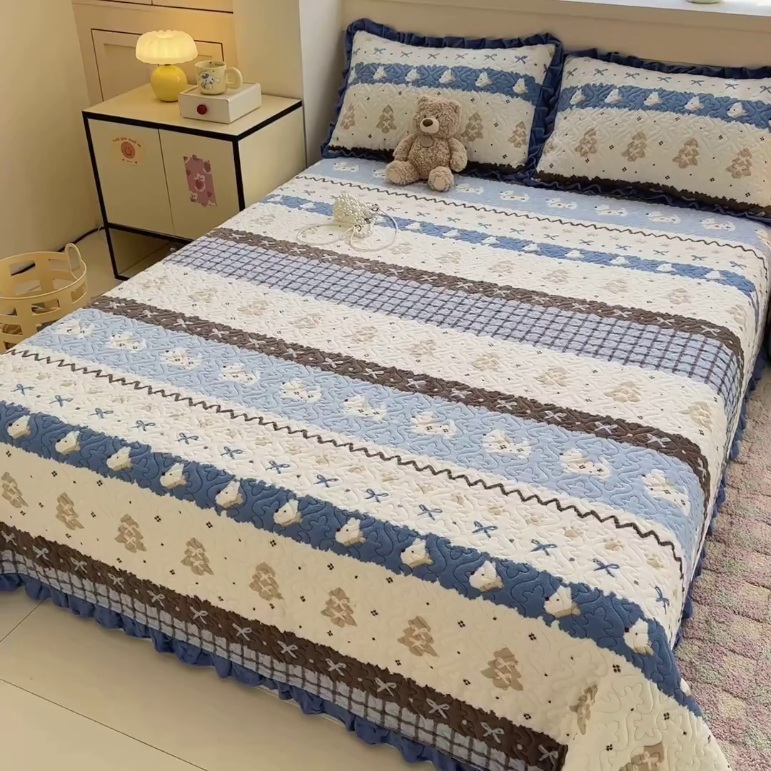 91家纺网 家纺一手货源 找家纺 （总）岚吉家纺 2025新款牛奶绒小花边床盖三件套