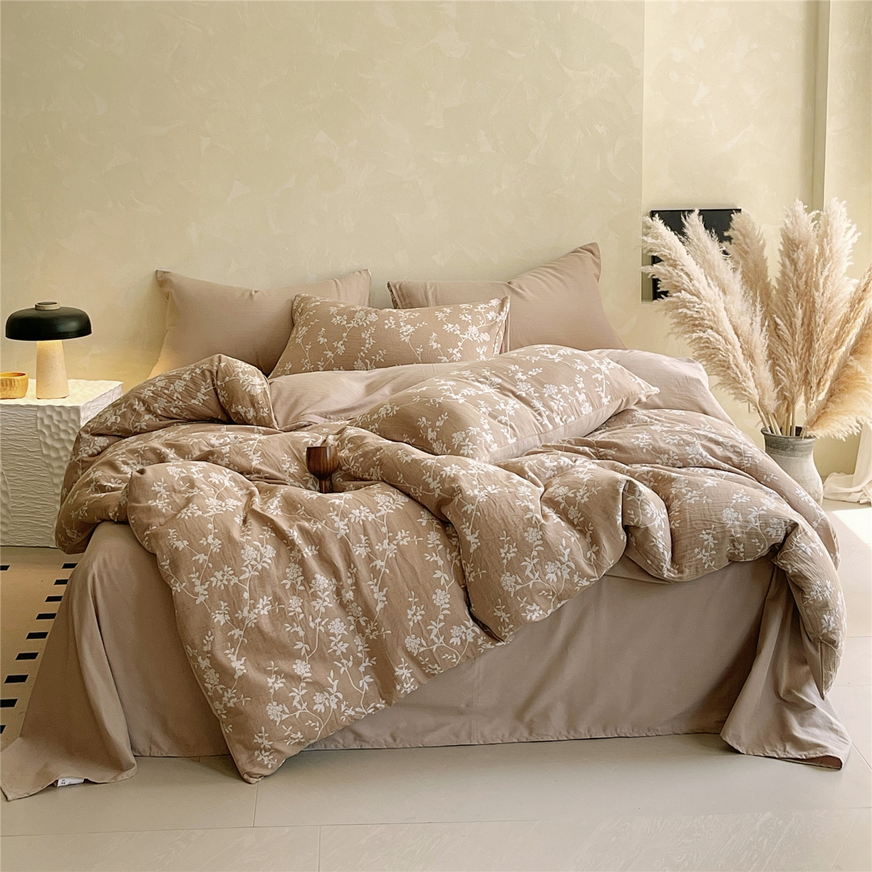 91家纺网 家纺一手货源 找家纺 佰亿莱 2026新款棉麻双层纱四件套第二批 南枝-卡其