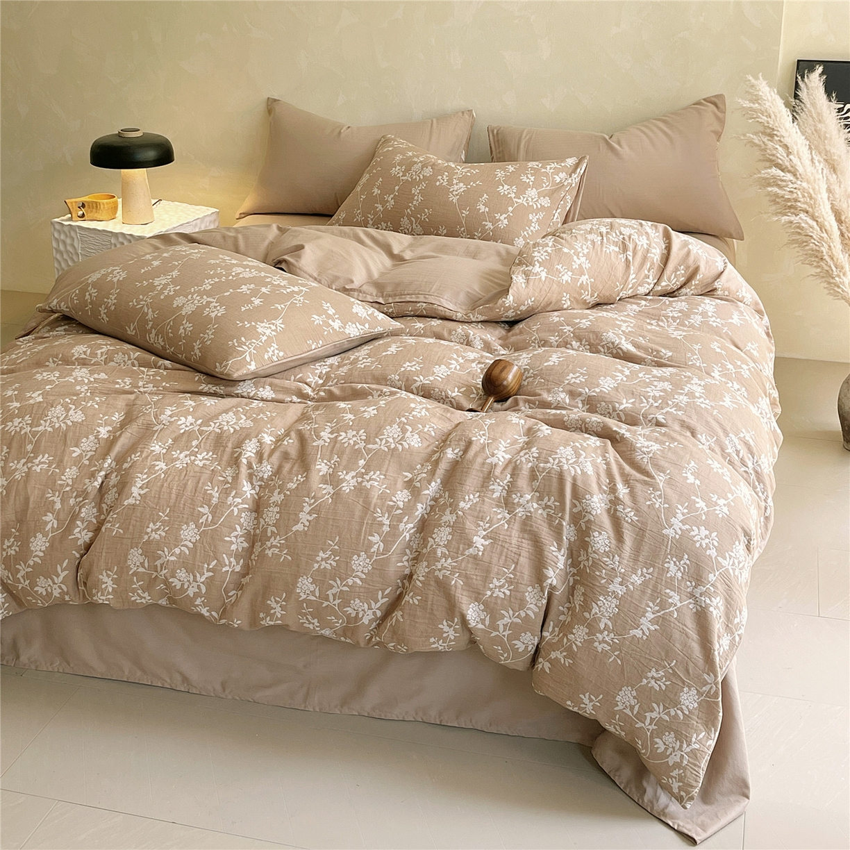 91家纺网 家纺一手货源 找家纺 佰亿莱 2026新款棉麻双层纱四件套第二批 南枝-卡其