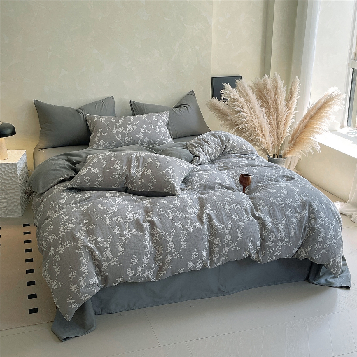 91家纺网 家纺一手货源 找家纺 佰亿莱 2026新款棉麻双层纱四件套第二批 南枝-云灰