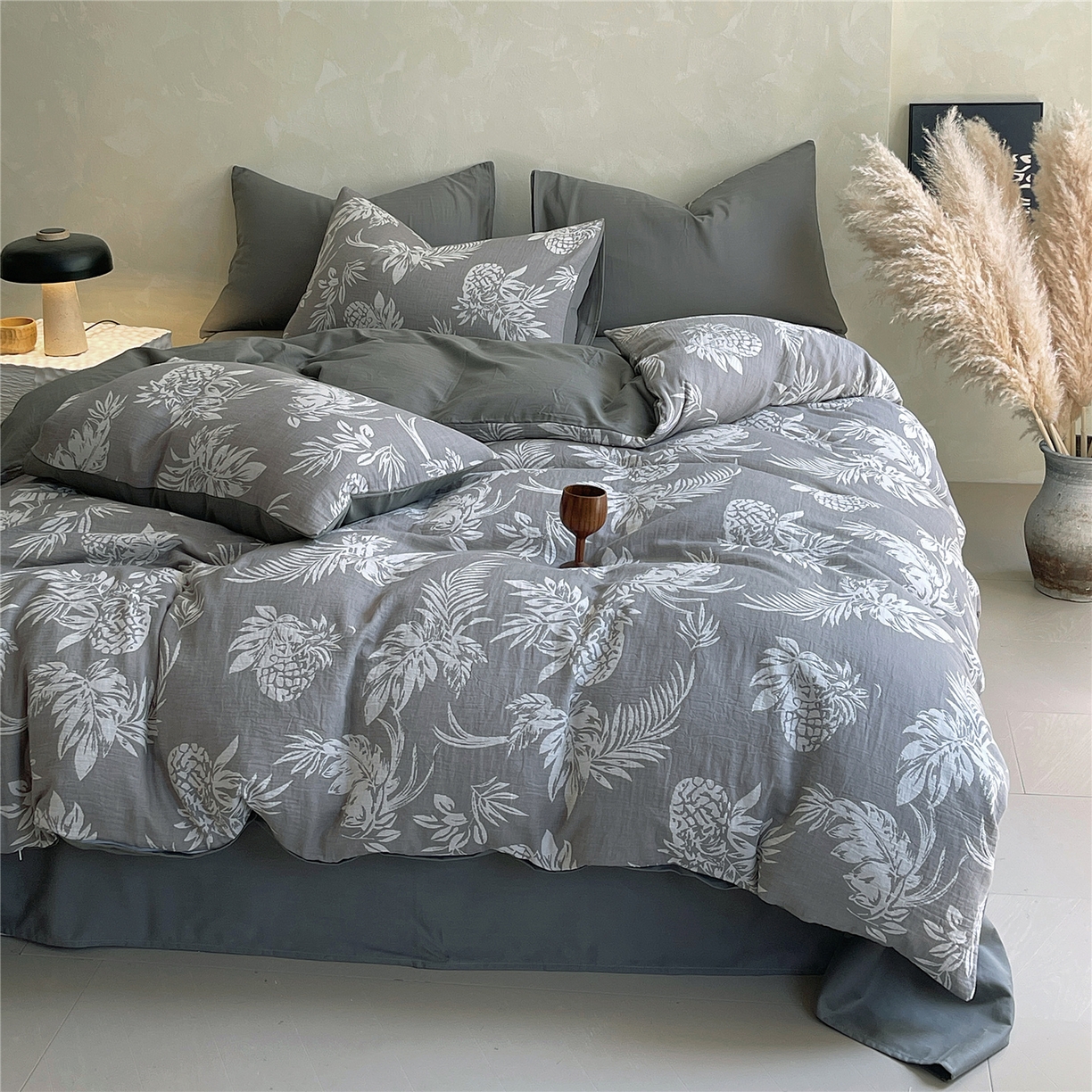 91家纺网 家纺一手货源 找家纺 佰亿莱 2026新款棉麻双层纱四件套第二批 夏日森林-灰