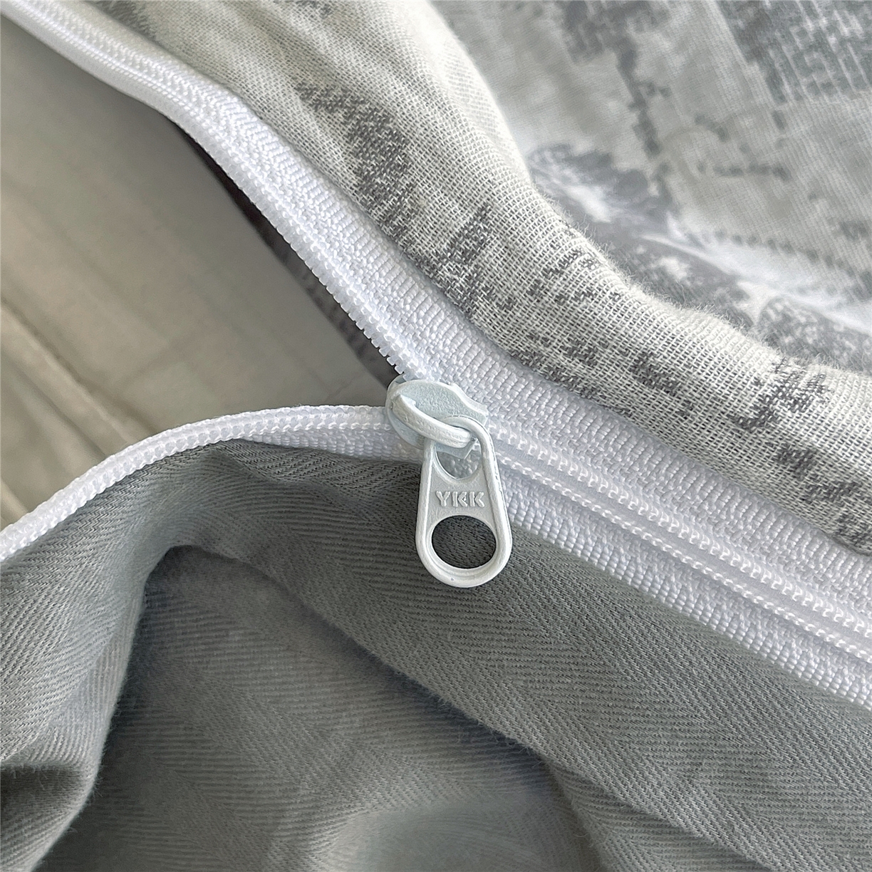 91家纺网 家纺一手货源 找家纺 佰亿莱 2026新款棉麻双层纱四件套第二批 青黛-银灰