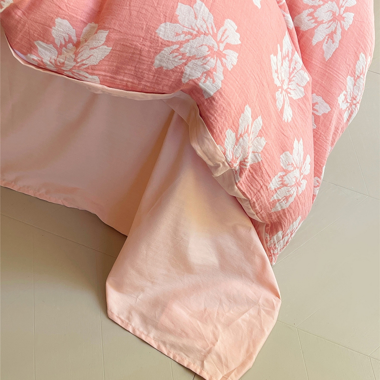 91家纺网 家纺一手货源 找家纺 佰亿莱 2026新款棉麻双层纱四件套第二批 春屿