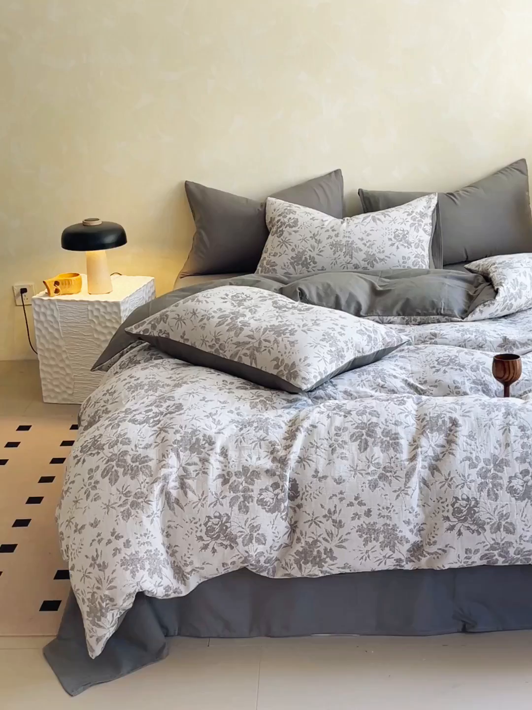 91家纺网 家纺一手货源 找家纺 佰亿莱 2026新款棉麻双层纱四件套第二批 青黛-银灰