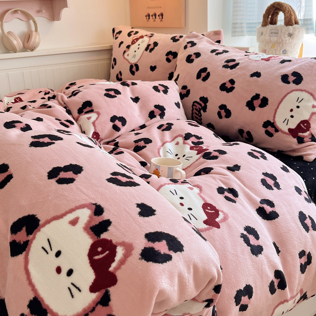 91家纺网 家纺一手货源 找家纺 （总）桃子家居 2025新款A类ins小清新少女奶油卡通可爱加厚牛奶绒四件套