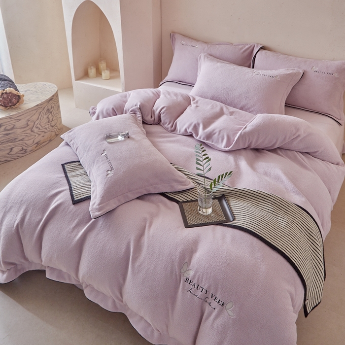 91家纺网 家纺一手货源 找家纺 孑寐家纺 2025新款进口加厚艾尼绒四件套 艾尼绒-紫色