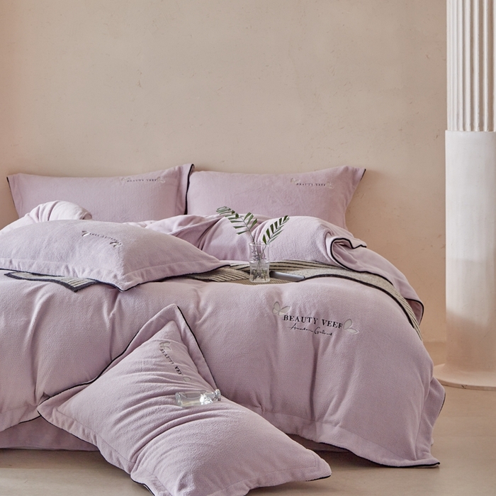 91家纺网 家纺一手货源 找家纺 孑寐家纺 2025新款进口加厚艾尼绒四件套 艾尼绒-紫色