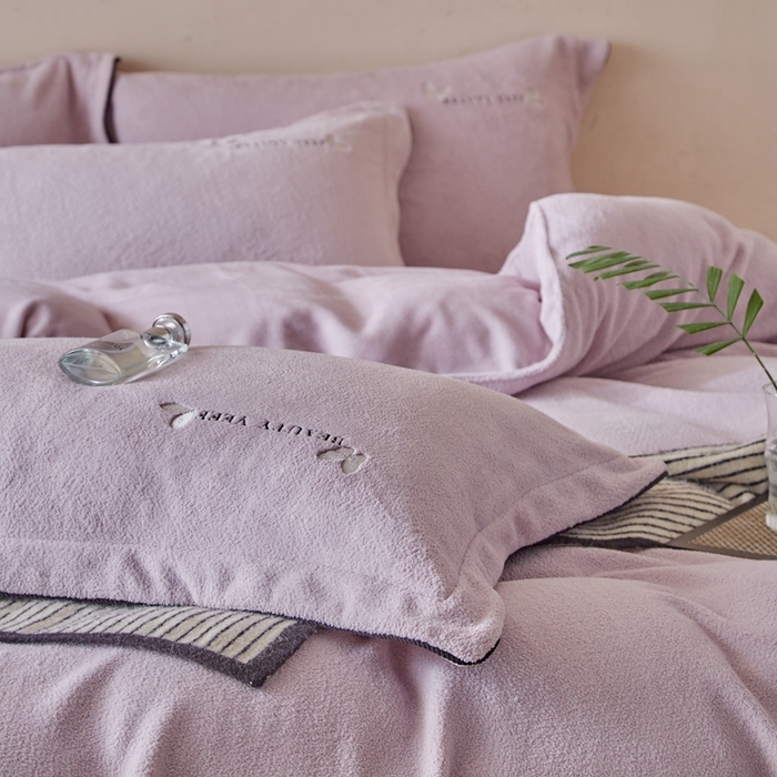 91家纺网 家纺一手货源 找家纺 孑寐家纺 2025新款进口加厚艾尼绒四件套 艾尼绒-紫色