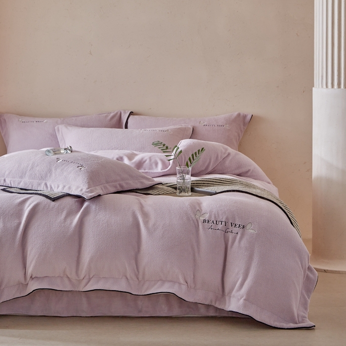 91家纺网 家纺一手货源 找家纺 孑寐家纺 2025新款进口加厚艾尼绒四件套 艾尼绒-紫色