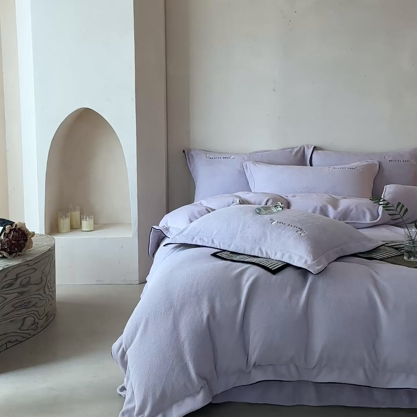 91家纺网 家纺一手货源 找家纺 孑寐家纺 2025新款进口加厚艾尼绒四件套 艾尼绒-紫色