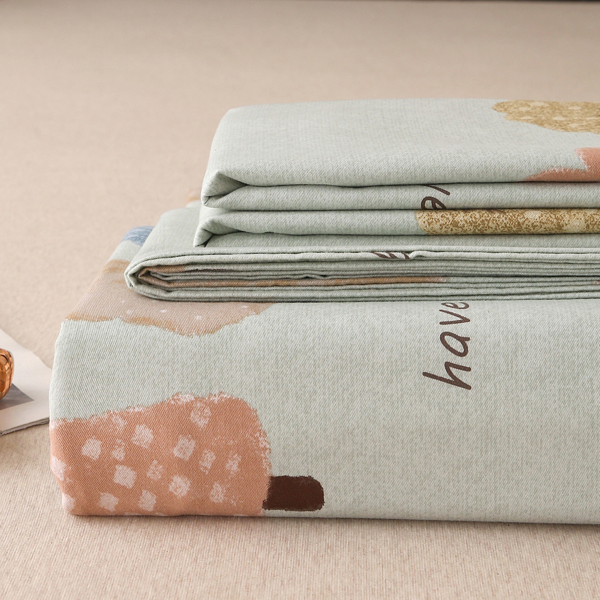 91家纺网 家纺一手货源 找家纺 金盛纺 2025新款全棉纯棉加厚磨毛印花单品床单 床单单件 柏林少女