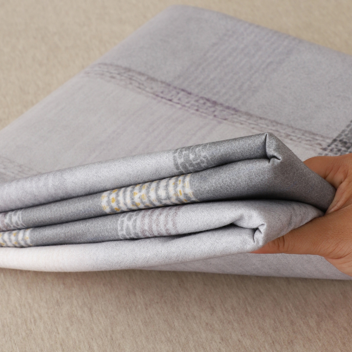 91家纺网 家纺一手货源 找家纺 金盛纺 2025新款全棉纯棉加厚磨毛印花单品床单 床单单件 轻织漫冬