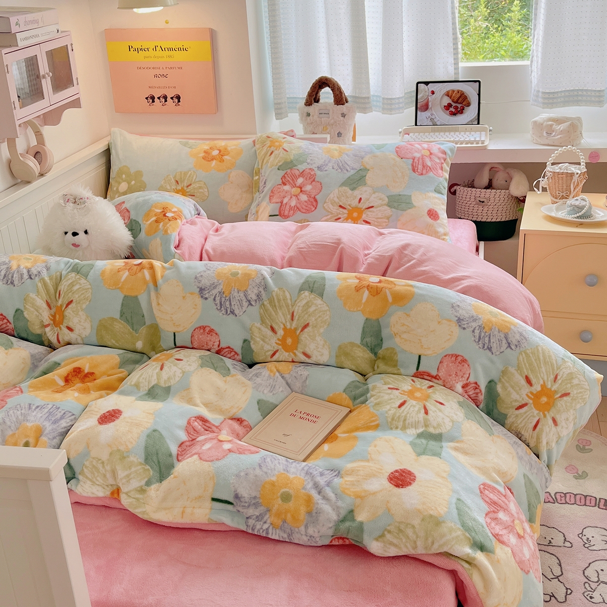 91家纺网 家纺一手货源 找家纺 桃子家居 2025新款A类ins小清新少女奶油卡通可爱加厚牛奶绒四件套 绒-缤纷花园