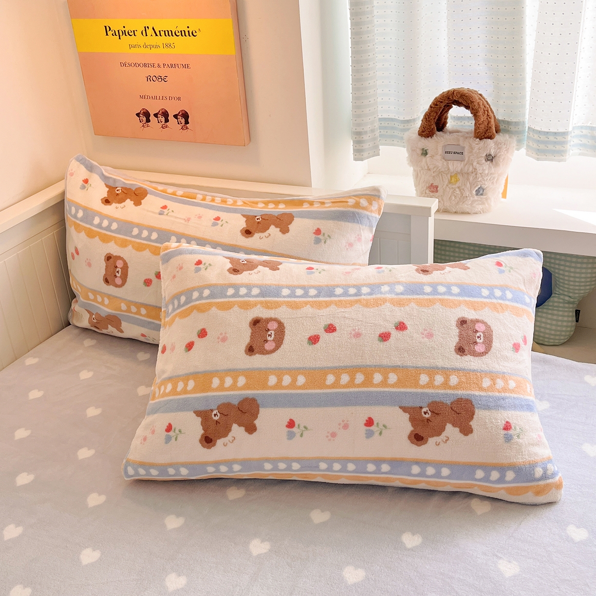 91家纺网 家纺一手货源 找家纺 桃子家居 2025新款A类ins小清新少女奶油卡通可爱加厚牛奶绒四件套 绒-可爱熊