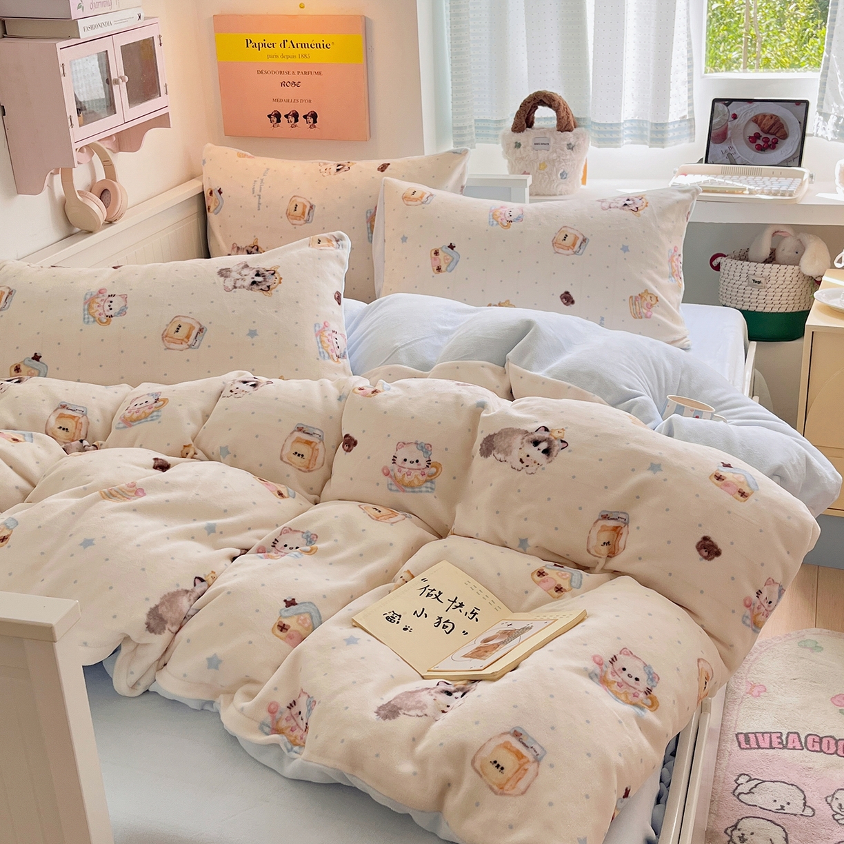 91家纺网 家纺一手货源 找家纺 桃子家居 2025新款A类ins小清新少女奶油卡通可爱加厚牛奶绒四件套 绒-猫咪日记