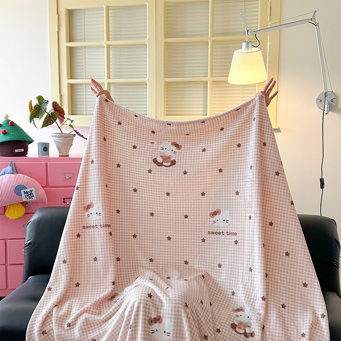 91家纺网 家纺一手货源 找家纺 贝扬思家纺 2025新款四季款双面印花牛奶绒毛毯空调毯 咖星小猫