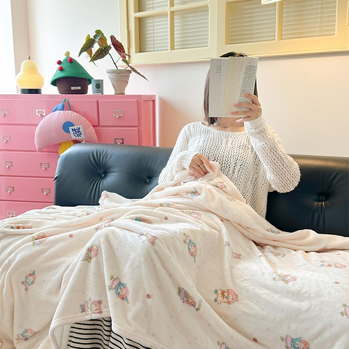 91家纺网 家纺一手货源 找家纺 贝扬思家纺 2025新款四季款双面印花牛奶绒毛毯空调毯 萌萌女孩