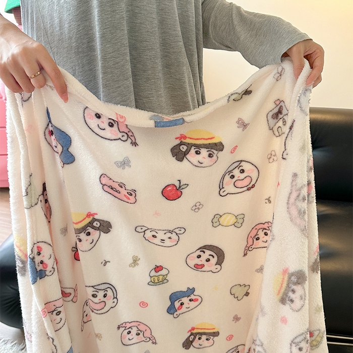 91家纺网 家纺一手货源 找家纺 贝扬思家纺 2025新款四季款双面印花牛奶绒毛毯空调毯 糖果蜡笔